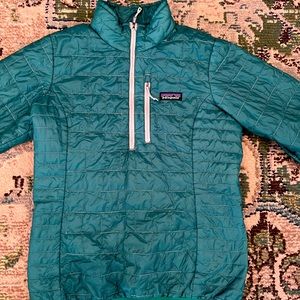 Patagonia nano puff size small